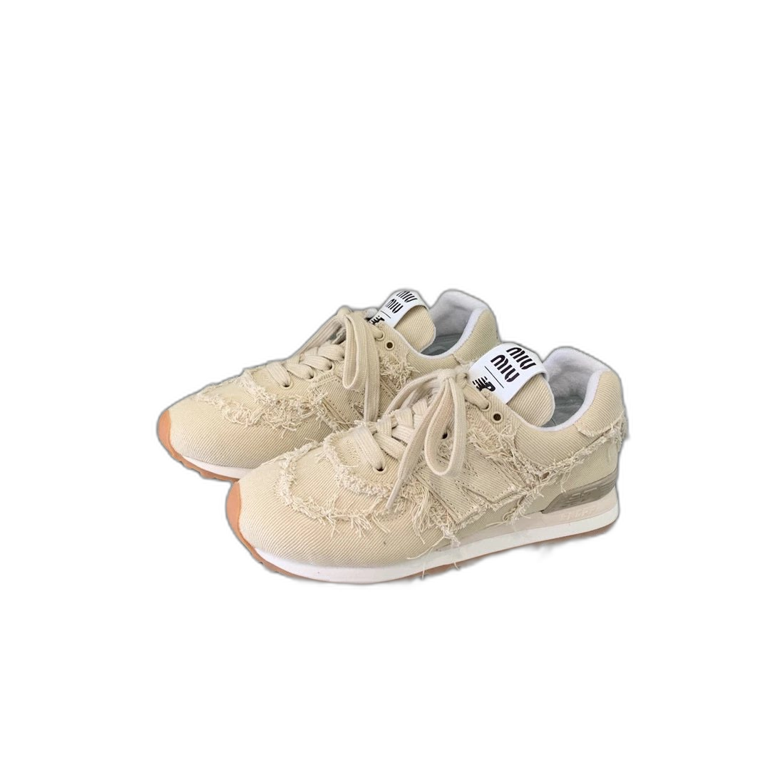 Miu Miu × New Balance 574