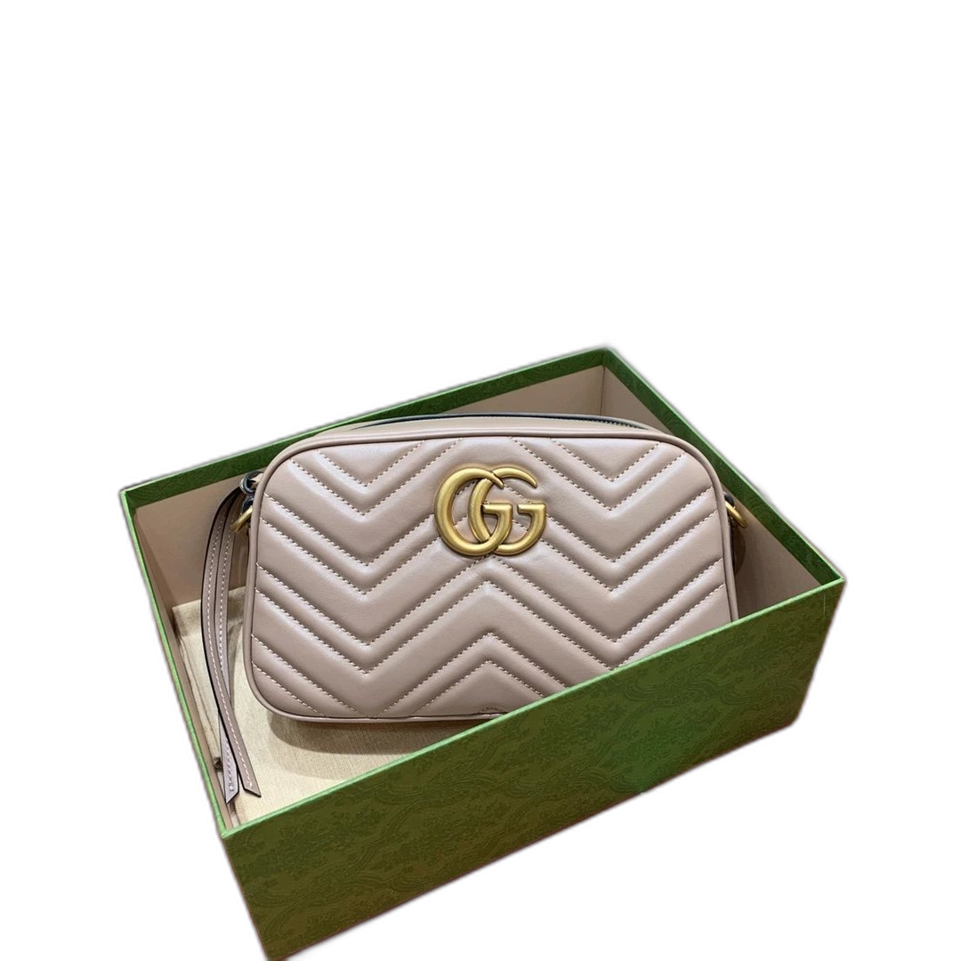 Gucci GG Marmont Matelassé Camera Bag