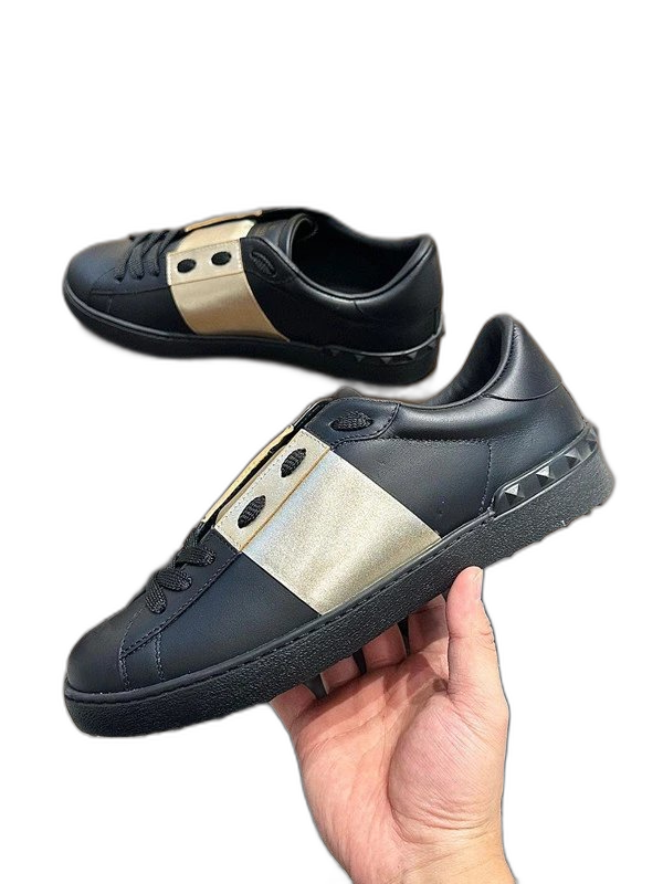Valentino Garavani Rockstud